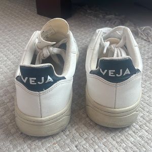 Veja V-12 Sneakers